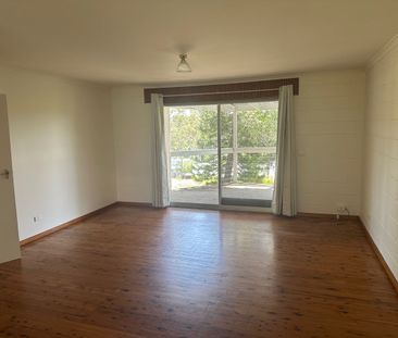 ROOM FOR THE EXTENDED FAMILY - Photo 2