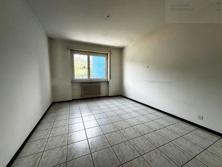 BALERNA - SPACIOUS 3-ROOM APARTMENT - Photo 4