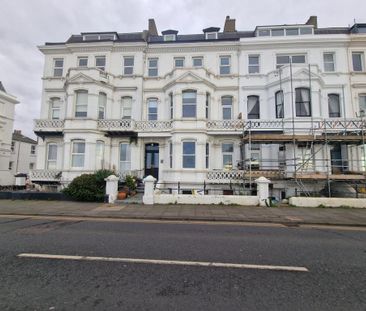 2 bedroom flat to rent - Photo 6