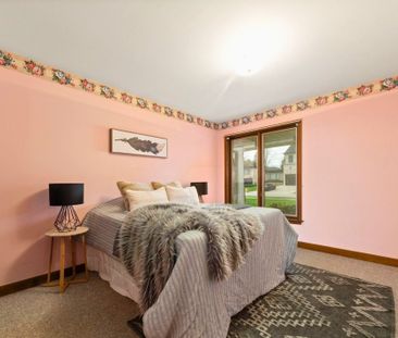 For Lease - 145 Pemberton Road Unit# Main Floor 1-Bed. Apt., Richmo... - Photo 2