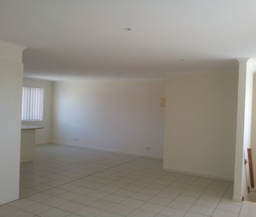 Situated in the Heart of Dandenong - Photo 4