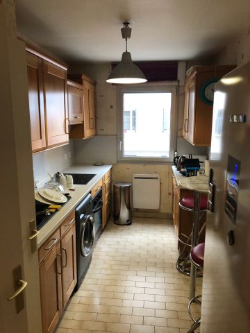 Location Appartement 3 pièces 71m² LYON 3ème - Photo 5