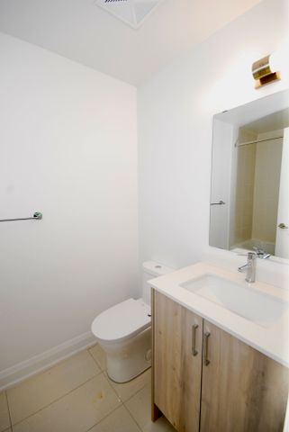 For Lease - 20 Gatineau Drive Unit# 711E, Vaughan, Ontario - Photo 4