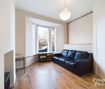 APT 1, 12 Allworthy Avenue, Belfast, BT14 6BU - Photo 1