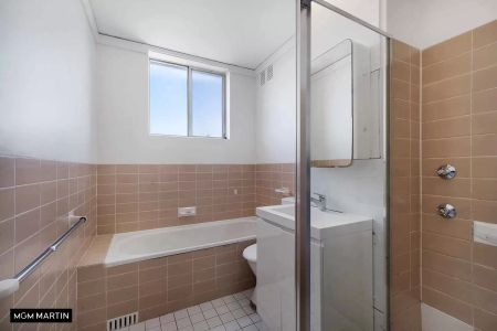 MGM MARTIN - MODERN TWO BEDROOM APARTMENT WITH DISTRICT VIEWS (LEVEL 7) - Photo 5