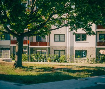 Lichtdurchflutete 2-Zimmer-Neubauwohnung mit Balkon - WBS erforderl... - Photo 3