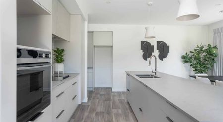 Peaceful, Easy Living in Rangatira Park - Photo 3