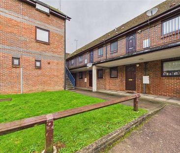 Shire Place, The Ridings, Worth, Crawley, RH10 - Photo 6