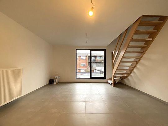 Nieuwbouw duplex appartement met drie slaapkamers en ruim terras te huur in Gentbrugge - Foto 1