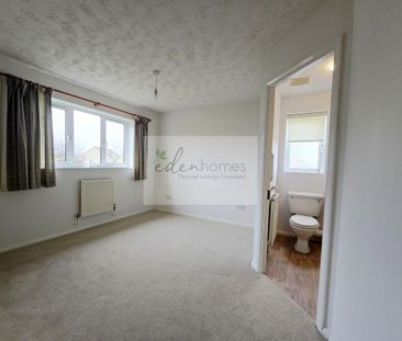 3 bedroom detached house to rent - Photo 4