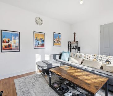 4 Bedroom House - Photo 4