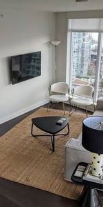 Luxurious FURNISHED 1 BED/1BATH + DEN unit with WATER view (Vancouver) - Photo 3