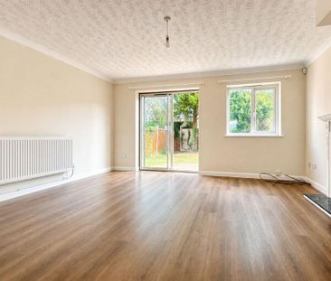3 bedroom semi-detached house to rent - Photo 2