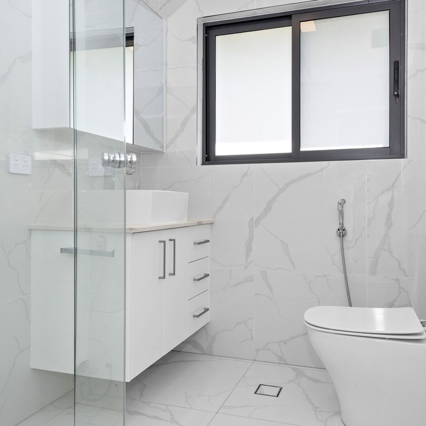 Beautiful High-End Renovated Home - Photo 1