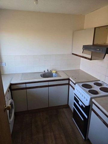 Pedley Road, Dagenham, RM8 - Photo 4