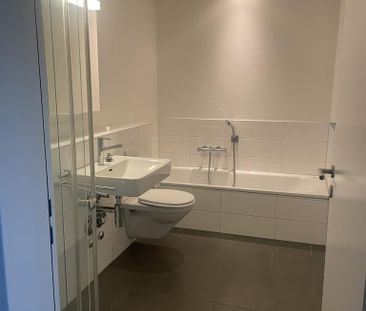 Moderne Wohnung im EG (mit Lift) in Birsfelden - Photo 4