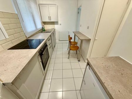 1 bedroom apartment to rent - Photo 5