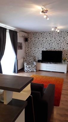 Apartament cu 4 camere, Ultracentral - Photo 1