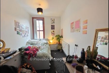 6 Bedroom Ebberston Terrace - Photo 4