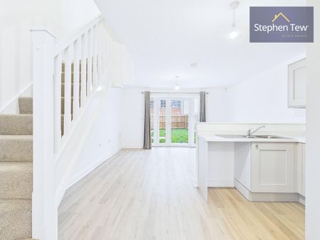 2 bedroom terraced house to rent - Photo 4