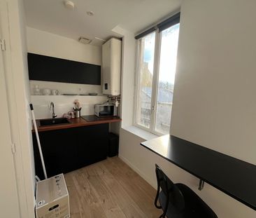 Location Appartement 1 pièce 12m² LILLE 59000 - Photo 2