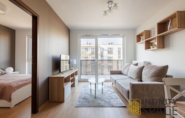 Warszawa, Praga-Południe, Praga-Południe Grochów, Siennicka - Photo 1