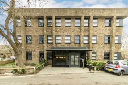 Rockingham Road, UB8, London - Photo 5