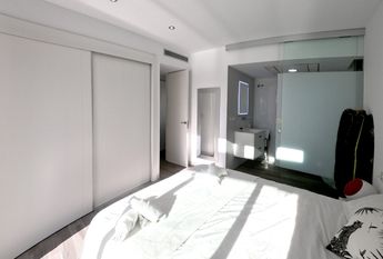 425 Villamartin Paradise