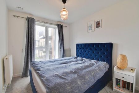 2 bedroom apartment to rent - Photo 3