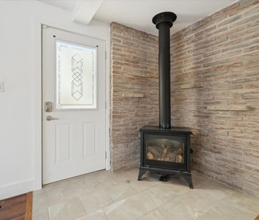 For Lease - 27008 Kennedy Road Unit# Upper, Georgina, Ontario - Photo 1