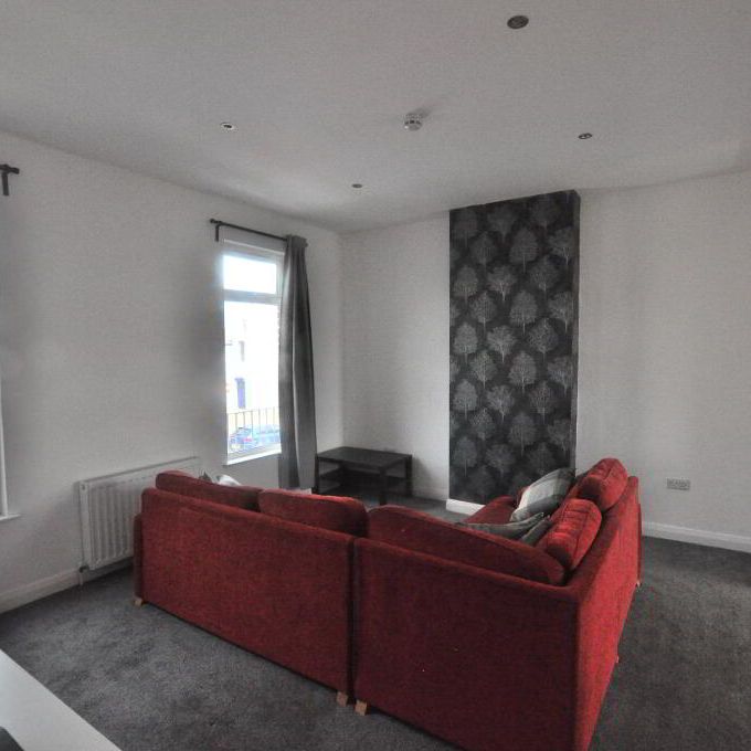 29 Holywood Road, Belfast, BT4 3BA - Photo 1