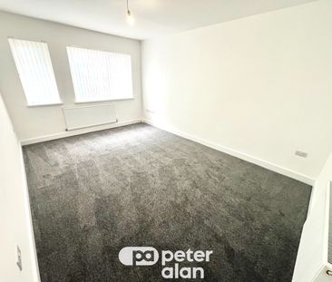 Glebeland Street, MERTHYR TYDFIL - Photo 4