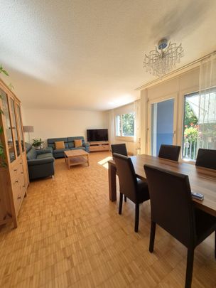 Gepflegte 2.5-Zimmerwohnung mit Balkon an idyllischer Lage - Foto 1