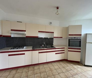 Appartement T3 à louer - 70 m² - Photo 4