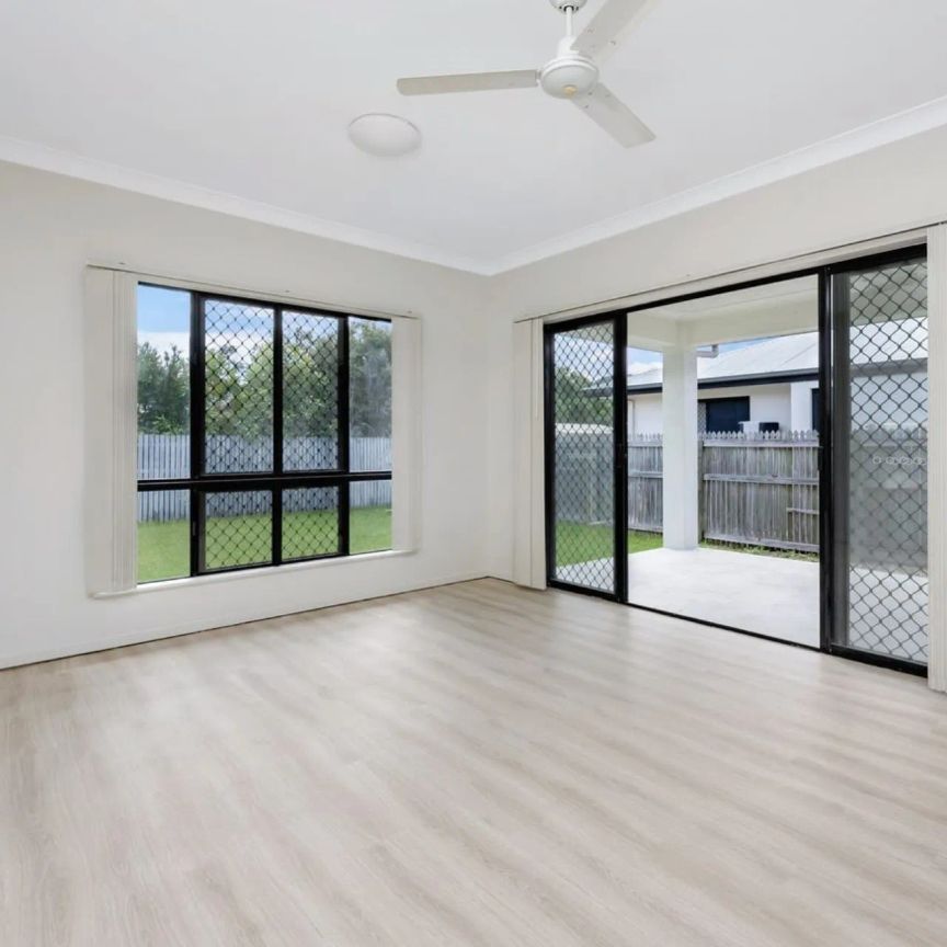 Comfortable Living in Kelso - Photo 1