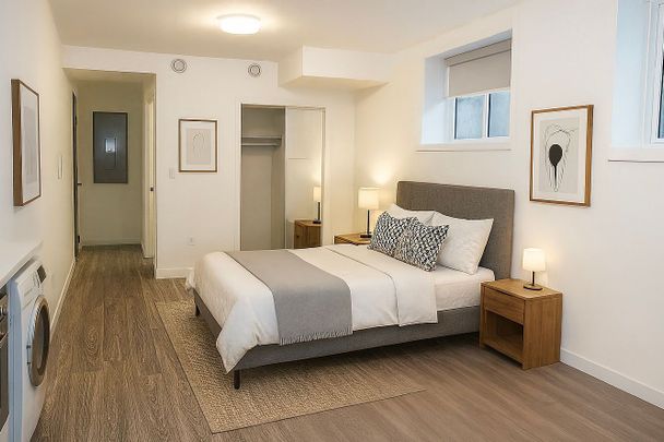 For Lease - 148 Glenlake Avenue Unit# 2, Toronto, Ontario - Photo 1