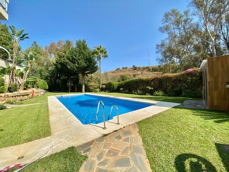 Atico en alquiler en Sitio de Calahonda, Mijas - Photo 3