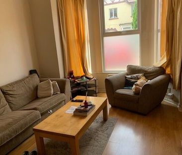 Flat 1, 103 Wellesley Avenue, Flat 1, Belfast, BT9 6DH - Photo 1