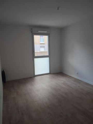 Location Appartement 2 pièces 43m² PERPIGNAN 66000 - Photo 3