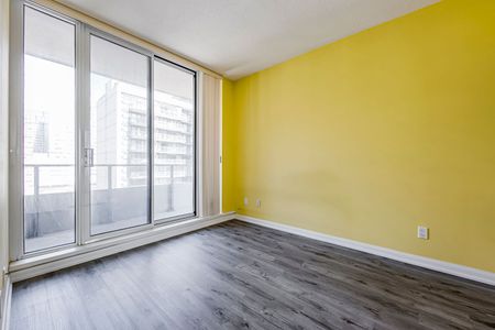 For Lease - 111 Elizabeth Street Unit# 1705, Toronto, Ontario - Photo 5