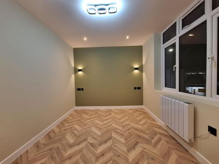 Spur Road, London N15 - Photo 3