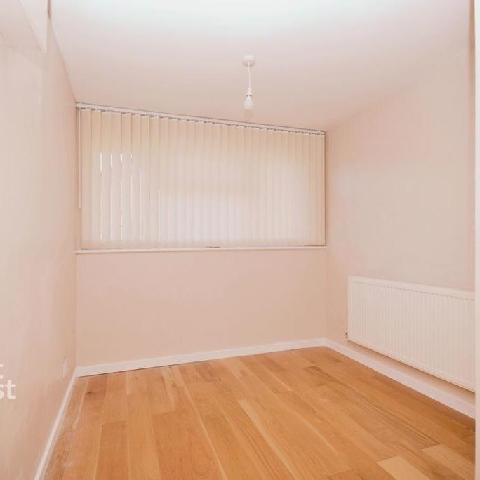 3 bedroom end of terrace house to rent - Photo 1