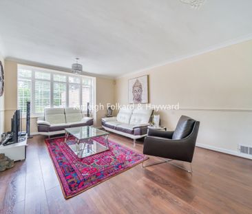 Kinnaird Close, Bromley, Kent, BR1 - Photo 2