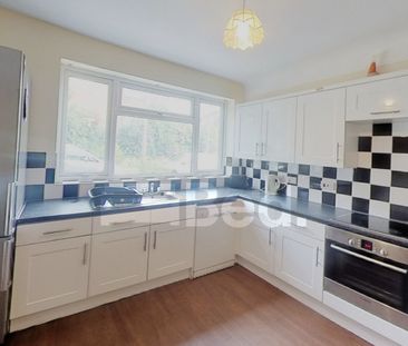 To Rent - 3 Hayes Park, Chester, Cheshire, CH1 From £120 pw - Photo 2