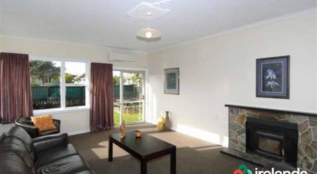 Family Home Close To The Beach! - Photo 2