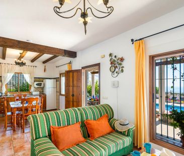 Villa for long term rental situated between Nerja and Frigiliana - Photo 2