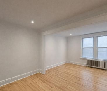 Recently Renovated 3½ Apartments Available - A louer • For Rent - Photo 2