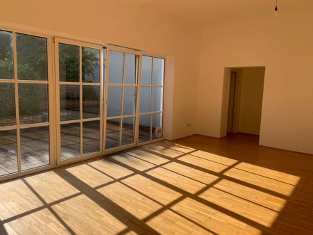 Unikat: Traumhafte Altbauwohnung mit Garten im Zentrum von Schärding - Photo 2