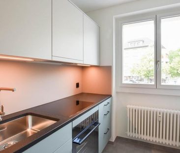 2.5-Zimmerwohnung mit grosszügiger Terrasse! - Photo 1