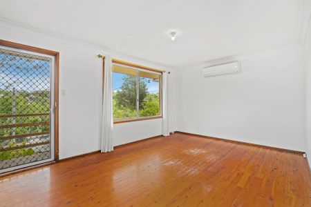 Family Home GARDEN MAINT. INCLUDED - Photo 3